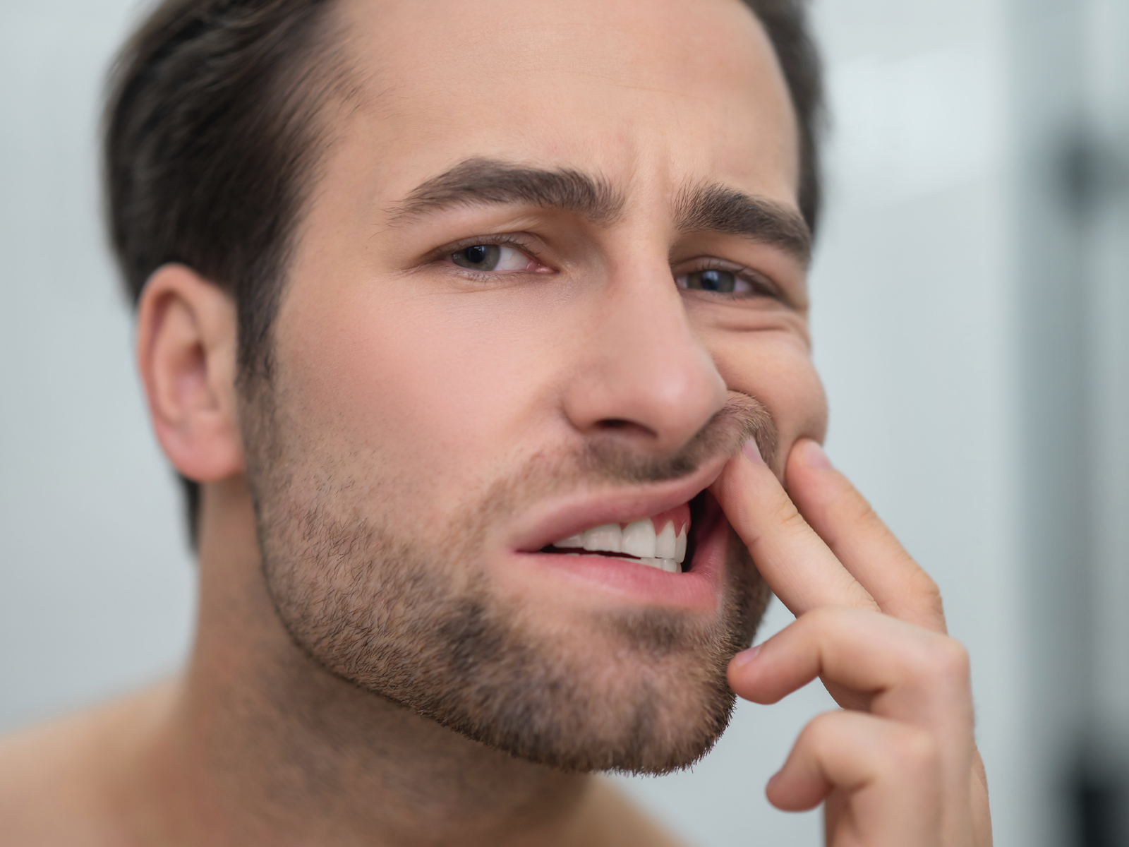 Oral Care Tips For Alleviating Gum Sensitivity