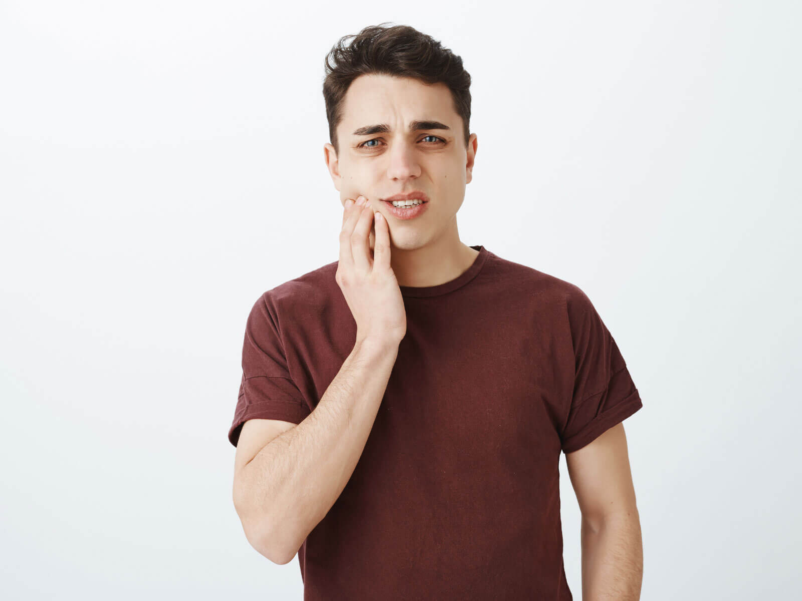 Does Tooth Infection Cause Fatigue? Here’s What Dentists Say